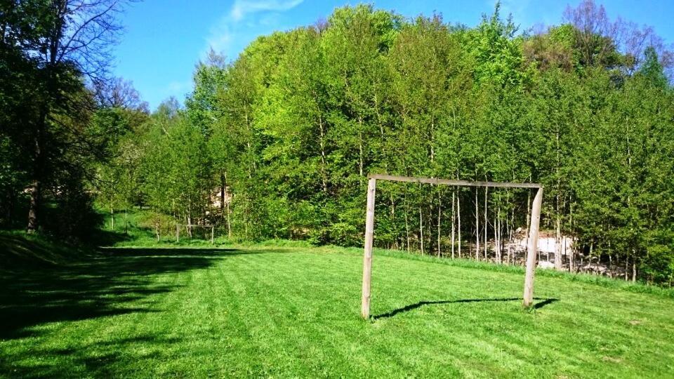 Gosciniec Jas -Sniadania I Obiadokolacje Szwedzki Stol W Cenie Bezplatny Parking 斯克拉斯卡波伦巴 外观 照片